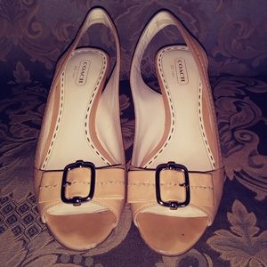 Coach Tan Leather Heels 7
